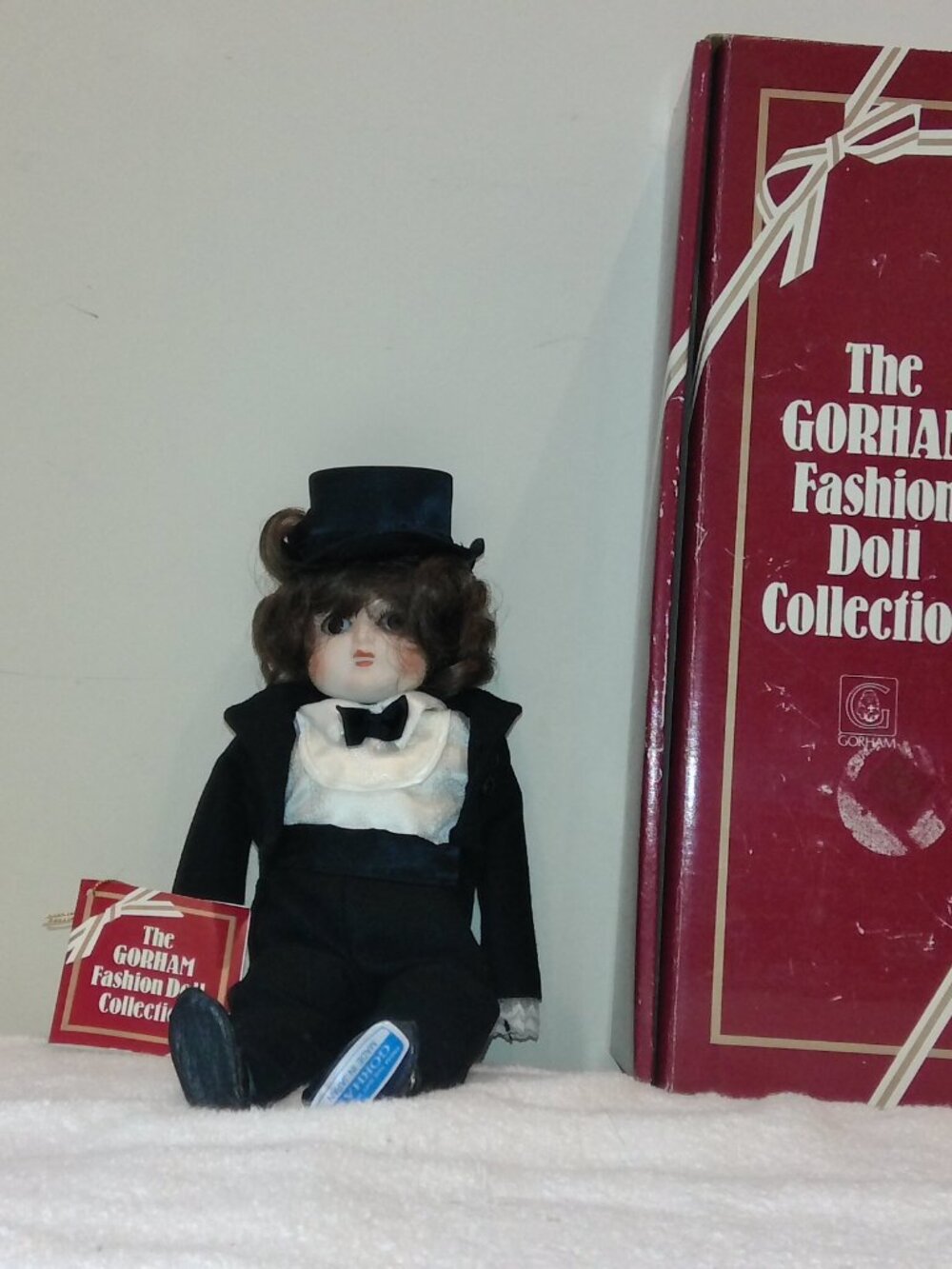 Vintage 80s Gorham Porcelain Fashion Doll M. Anton Musical Play Yesterday NIB!